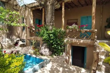 اقامتگاه های بومگردی دهبار